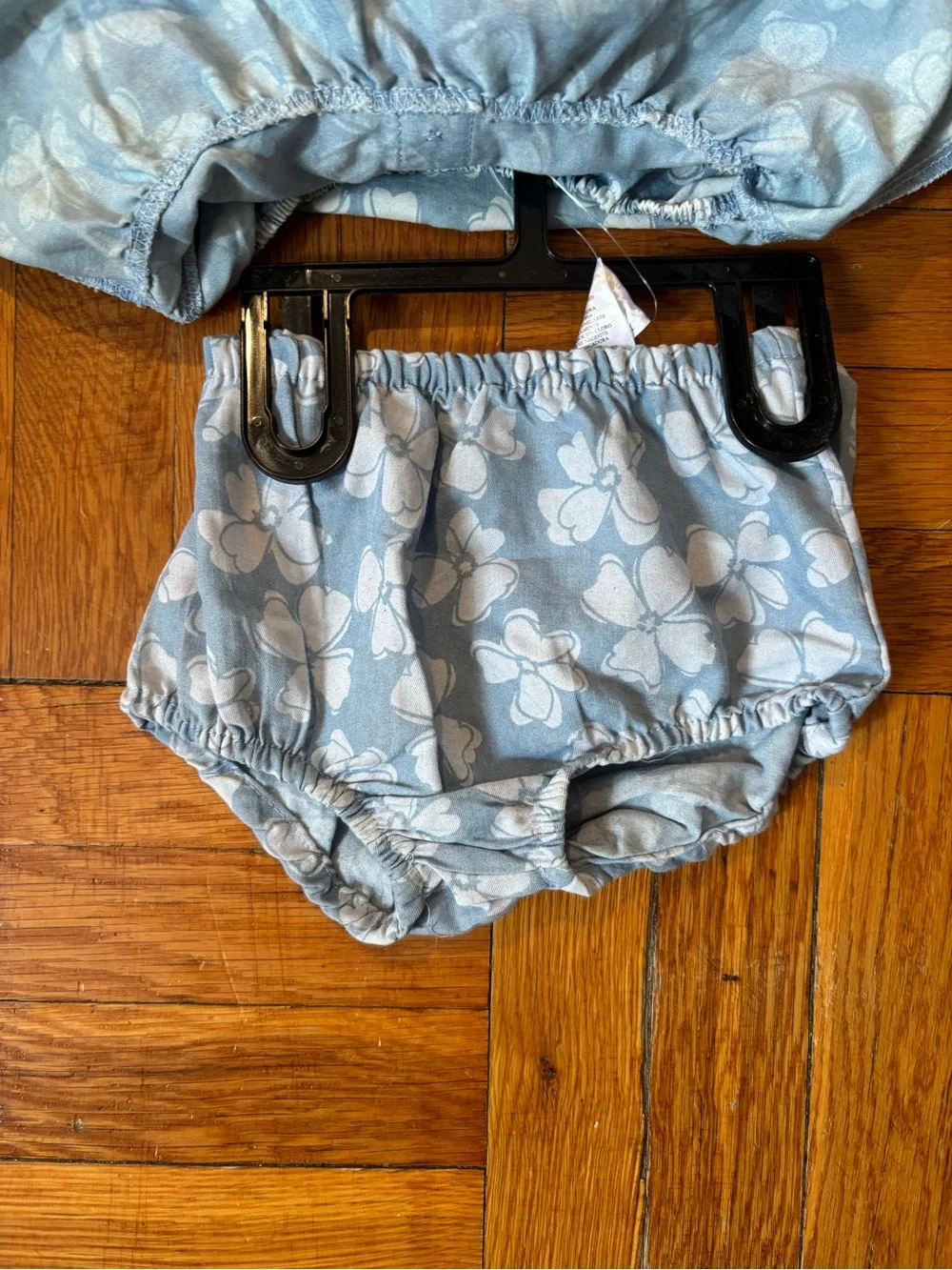 Vince Camuto Toddler‎ Girls floral Dress and Bloomers Set Size 18 Months NWT